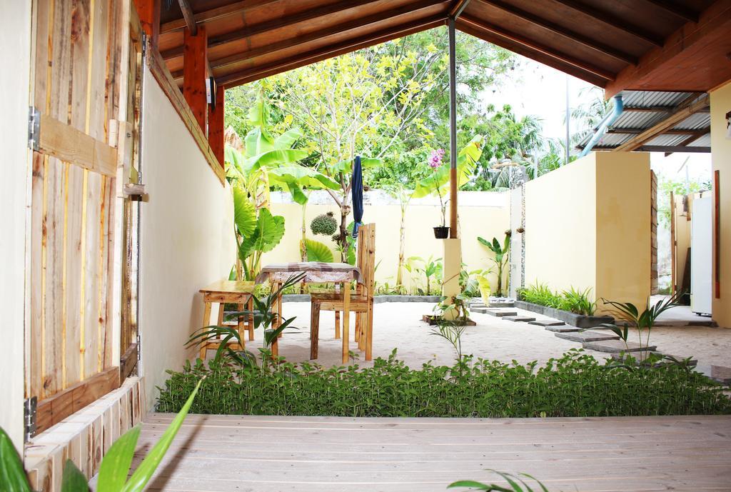 Kaafu Inn Guraidhoo Extérieur photo