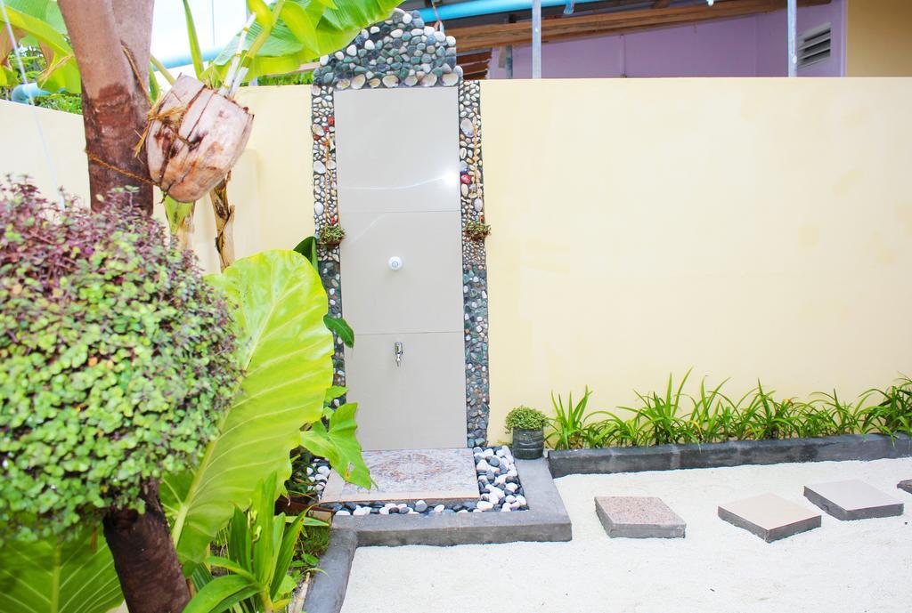 Kaafu Inn Guraidhoo Extérieur photo